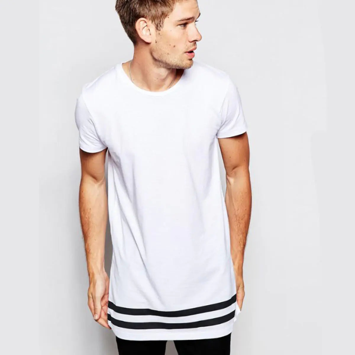 Printed Short Sleeve T-Shirts with Stripes and Round Neck